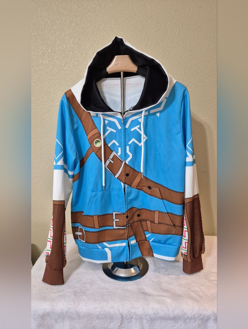 3D-printed Legend of Zelda Hooded Cosplay Jacket